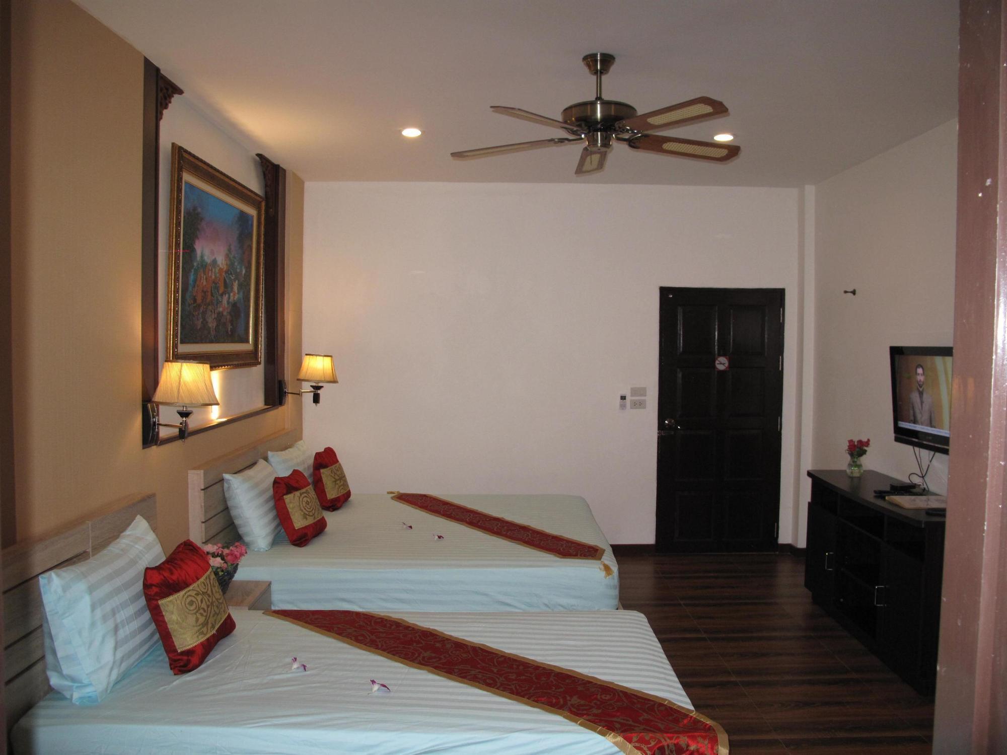 Qg Resort Bangkok Exterior photo