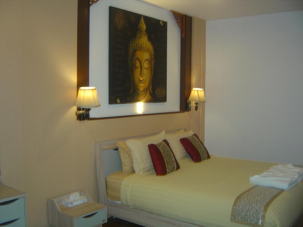 Qg Resort Bangkok Exterior photo