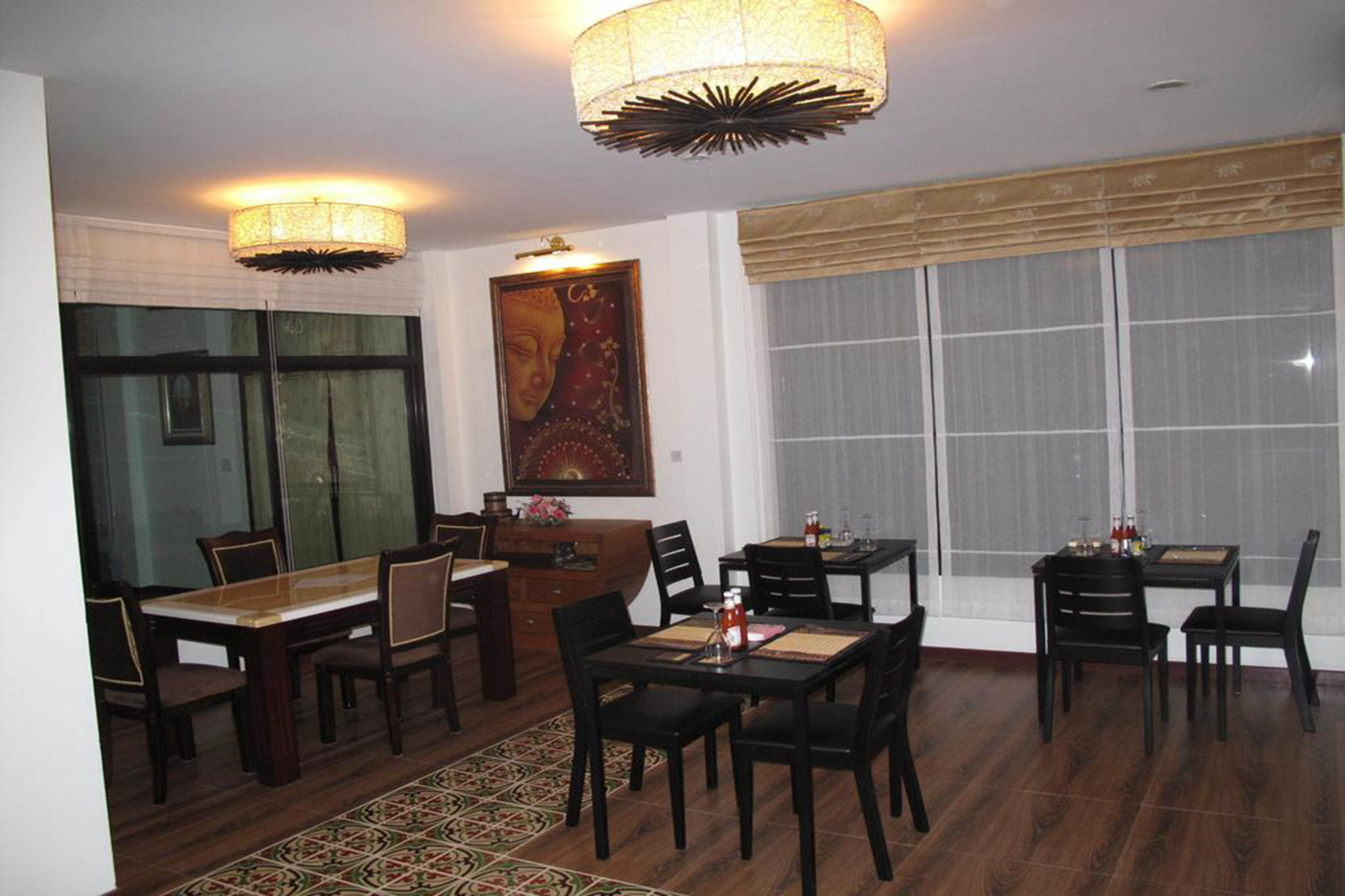 Qg Resort Bangkok Exterior photo