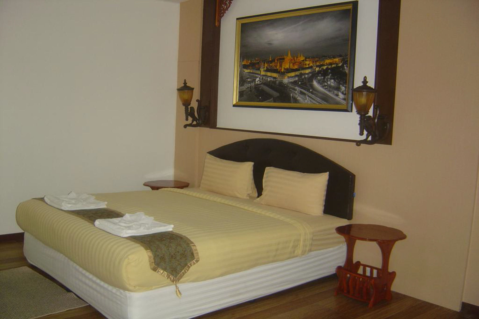 Qg Resort Bangkok Exterior photo